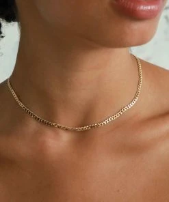 Astrid & Miyu Necklaces Curb Chain Necklace In Gold