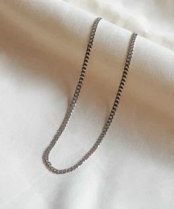 Astrid & Miyu Curb Chain Necklace In Silver 9 Astrid & Miyu Curb Chain Necklace In Silver