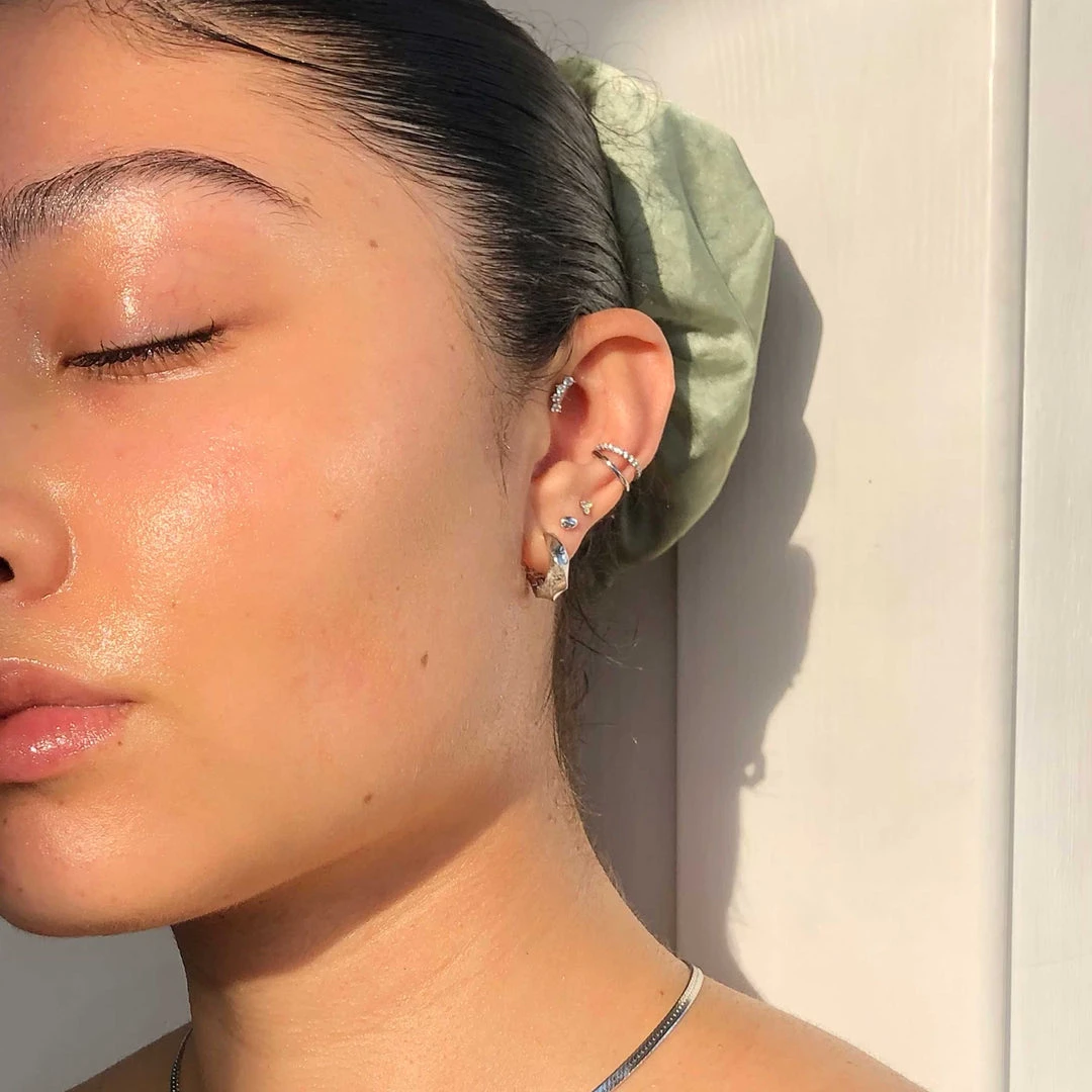 Astridandmiyu Best Sellers Illusion Crystal Ear Cuff In Silver 6 Astridandmiyu Best Sellers Illusion Crystal Ear Cuff In Silver