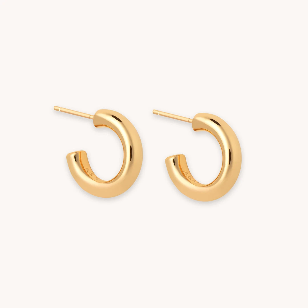 Astrid & Miyu Essential Small Hoops In Gold 3 Astrid & Miyu Essential Small Hoops In Gold