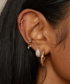 Astrid & Miyu Elysian Crystal Ear Cuff In Gold