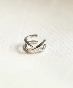 Astrid & Miyu Earrings Infinite Ear Cuff In Silver