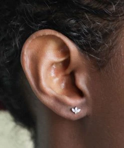 Astridandmiyu Earrings Navette Fan Barbell Earring In Silver