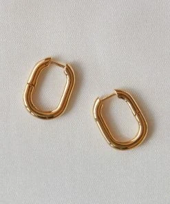 Astrid & Miyu Earrings Rectangular Hoops In Gold