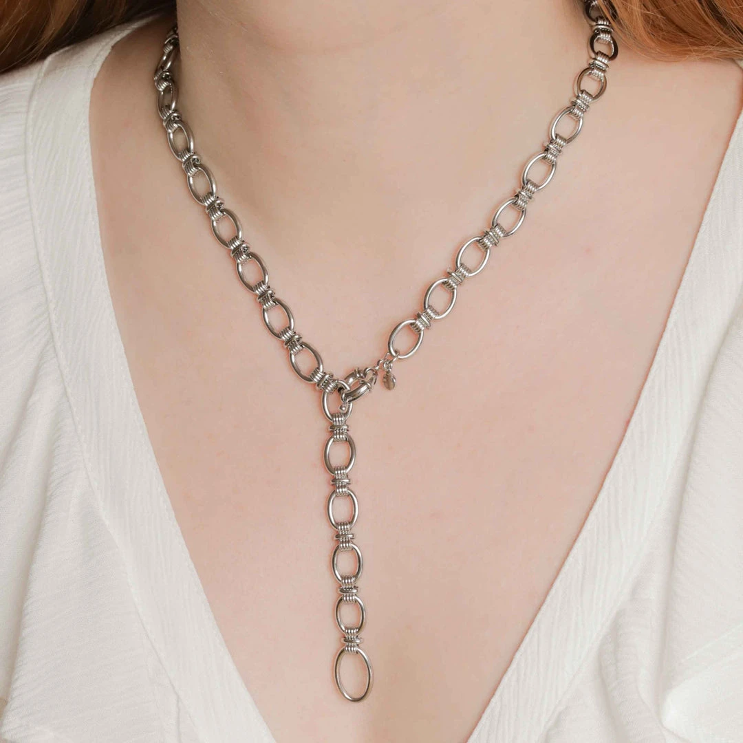 Astridandmiyu Ribbed Link Chain Necklace In Silver Sale 9 Astridandmiyu Ribbed Link Chain Necklace In Silver Sale
