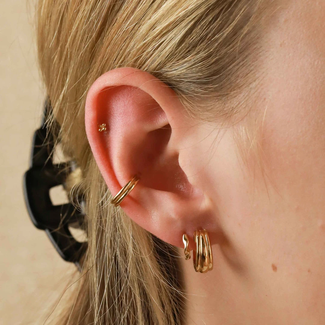 Astrid & Miyu Ripple Hoops In Gold Earrings 4 Astrid & Miyu Ripple Hoops In Gold Earrings