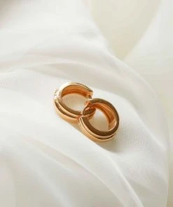 Astrid & Miyu Ripple Hoops In Gold Earrings 10 Astrid & Miyu Ripple Hoops In Gold Earrings