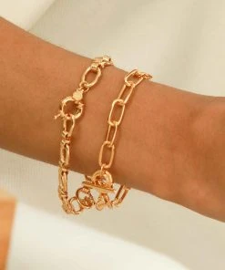 Astrid & Miyu Ripple T-Bar Chunky Bracelet In Gold Bracelets
