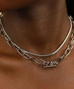 Astrid & Miyu Necklaces Ripple T-Bar Chunky Necklace In Silver