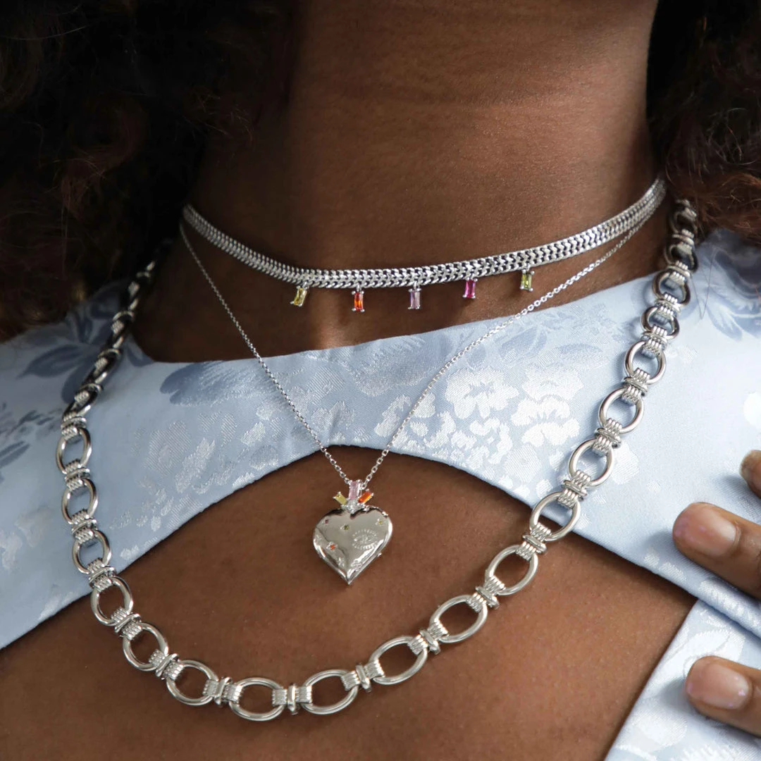 Astridandmiyu Ribbed Link Chain Necklace In Silver Sale 4 Astridandmiyu Ribbed Link Chain Necklace In Silver Sale