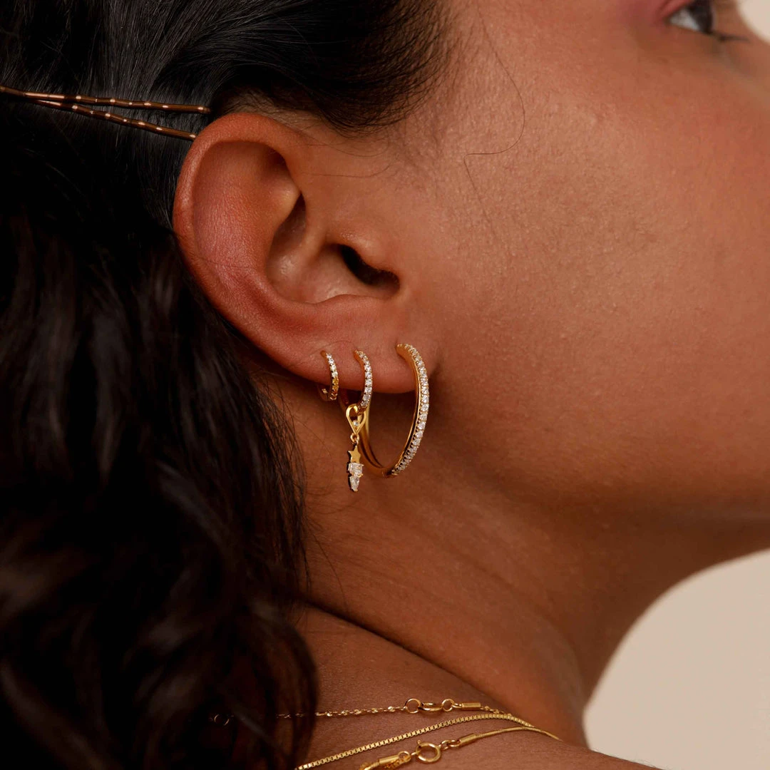 Astridandmiyu Earrings Single Dia Base Hoop In Gold 4 Astridandmiyu Earrings Single Dia Base Hoop In Gold