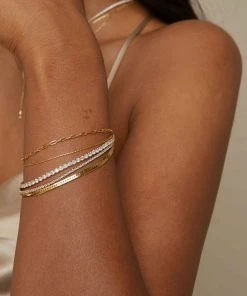 Astrid & Miyu Bold Tennis Chain Bracelet In Gold Bracelets 11 Astrid & Miyu Bold Tennis Chain Bracelet In Gold Bracelets