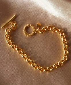 Astridandmiyu Wreath T-Bar Chunky Bracelet In Gold