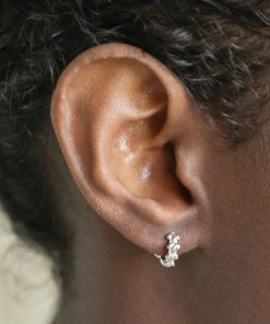 Astridandmiyu Wreath Huggies In Silver